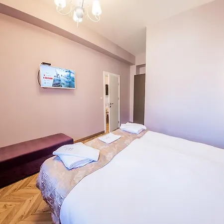 Violet Life Szófia