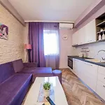 Apartment Violet Life